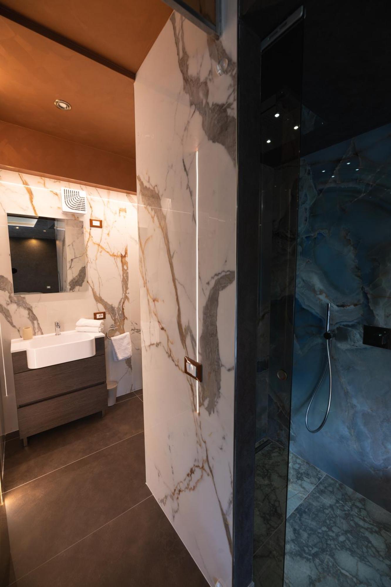 Garda Fantasy Paradise Silver O Gold Desenzano del Garda Dış mekan fotoğraf